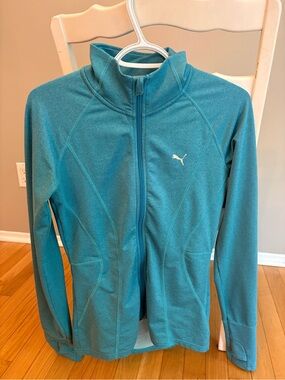 2 Puma Teal & Grey Full-Zip Active Women’s XS vest, clever dry technology